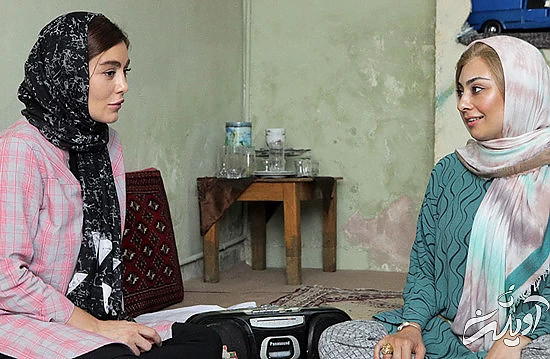 نیسان آبی؛ فیلمفارسی ۱۴۰۰ یا مفرح و بامزه؟